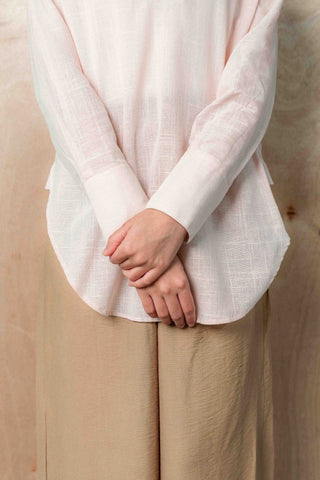 Long V - front Shirt in Pastel Pink - AttirSHIRT
