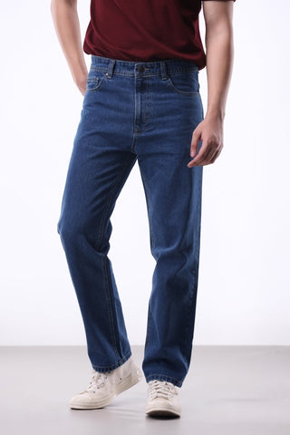 Relaxed - Fit Denim Jean in Mid Wash - AttirJEAN