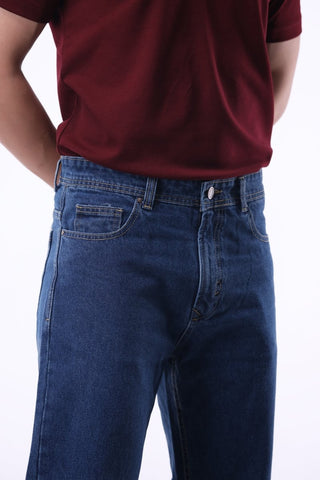 Relaxed - Fit Denim Jean in Mid Wash - AttirJEAN