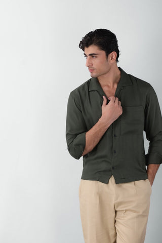Seamless Collar Detail Boxy Shirt in Forest Green - AttirSHIRT