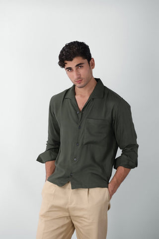 Seamless Collar Detail Boxy Shirt in Forest Green - AttirSHIRT