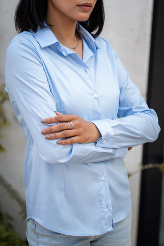 Smart - fit Button Down in Sky Blue - AttirSHIRT