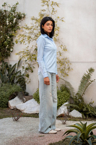 Smart - fit Button Down in Sky Blue - AttirSHIRT