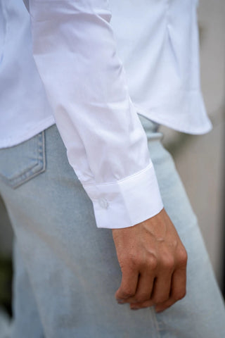 Smart - fit Button Down in White - AttirSHIRT