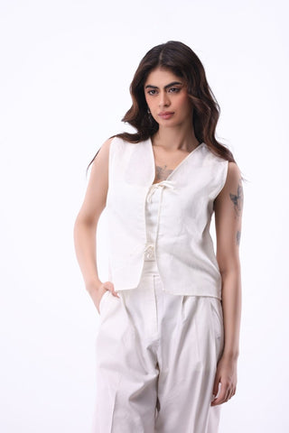 Tie - detail Vest in Cream - AttirTOP
