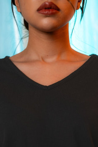 Waffle Textured V - neck Tee in Black - AttirTEE