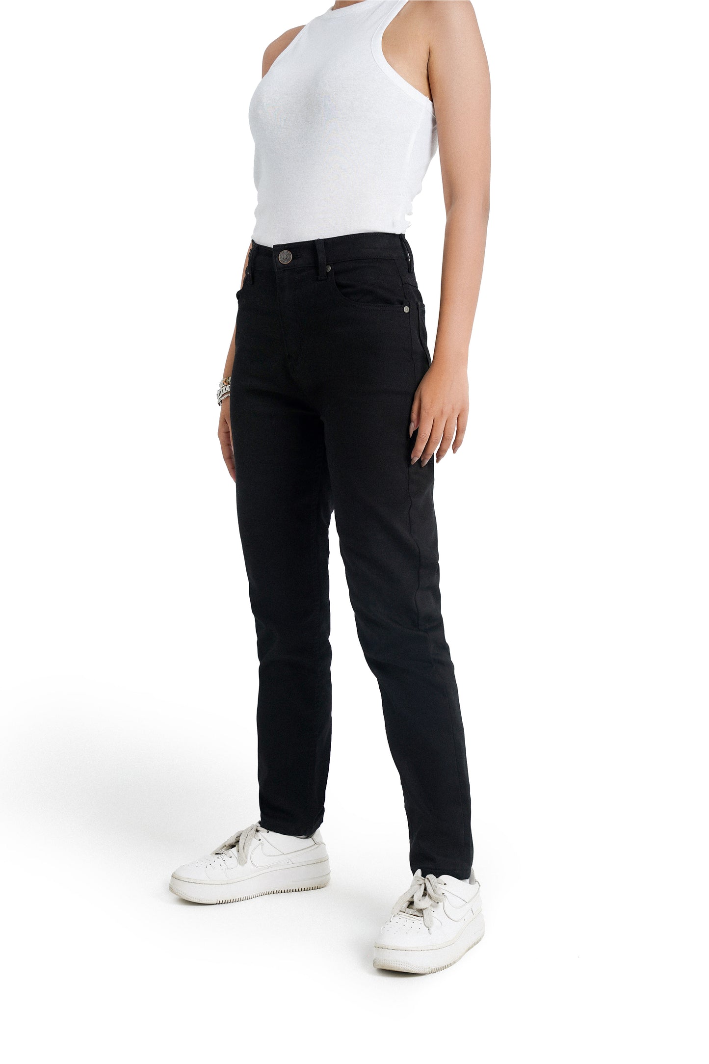 High-Waist Mom Jeans in Black