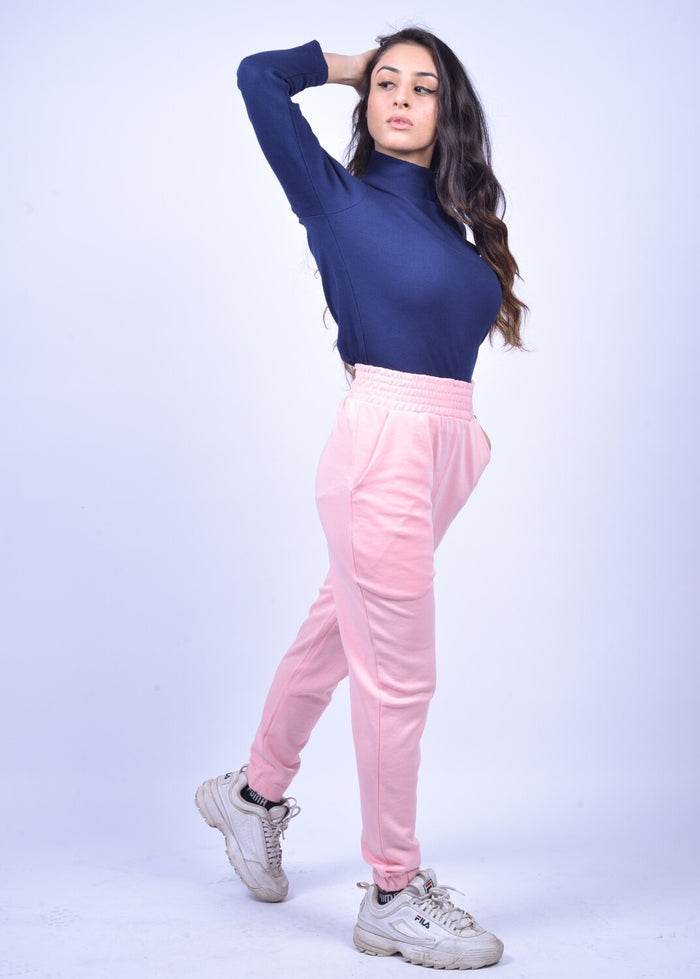 Joggers in Coral Pink