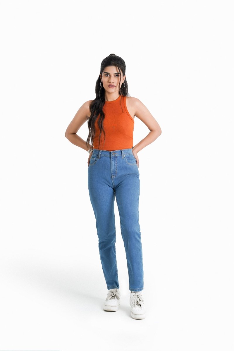 High-Waist Mom Jeans in Light-Wash JEAN ATTIR-WOMEN